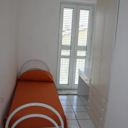 Appartamento A 100 Metri Dalla Spiaggia Con Ampia Terrazza Vista Mare 公寓 *
