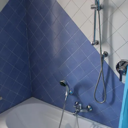 公寓 Appartamento A 100 Metri Dalla Spiaggia Con Ampia Terrazza Vista Mare *