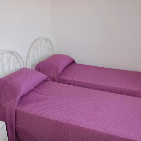 Appartamento A 100 Metri Dalla Spiaggia Con Ampia Terrazza Vista Mare *
