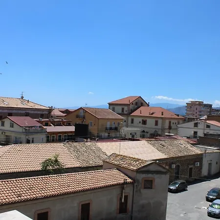 公寓 Appartamento A 100 Metri Dalla Spiaggia Con Ampia Terrazza Vista Mare *
