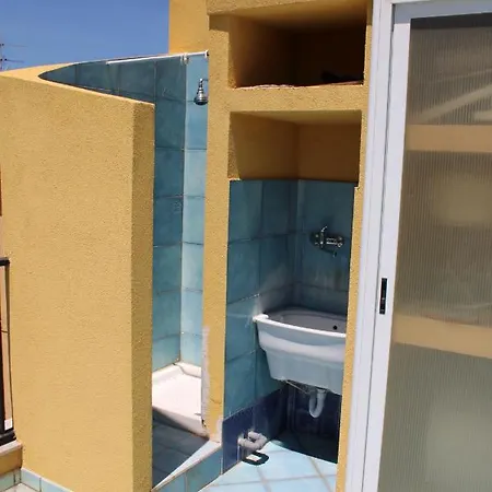 公寓 Appartamento A 100 Metri Dalla Spiaggia Con Ampia Terrazza Vista Mare *
